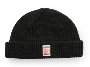 Red Cube Low Beanie - Black