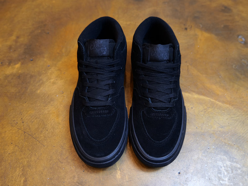 Half Cab - Black / Black