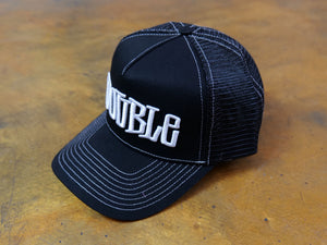 Mid-Block Curved Peak Trucker - Black