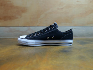 CTAS Pro Low Suede Black / White