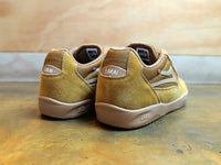 Ludlow - Walnut / Gum Suede