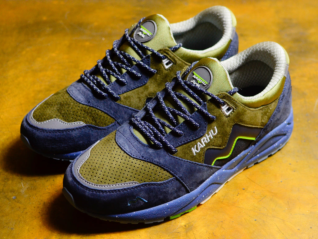 Aria 95 “Northern Lights” Pack - India Ink / Dark Olive