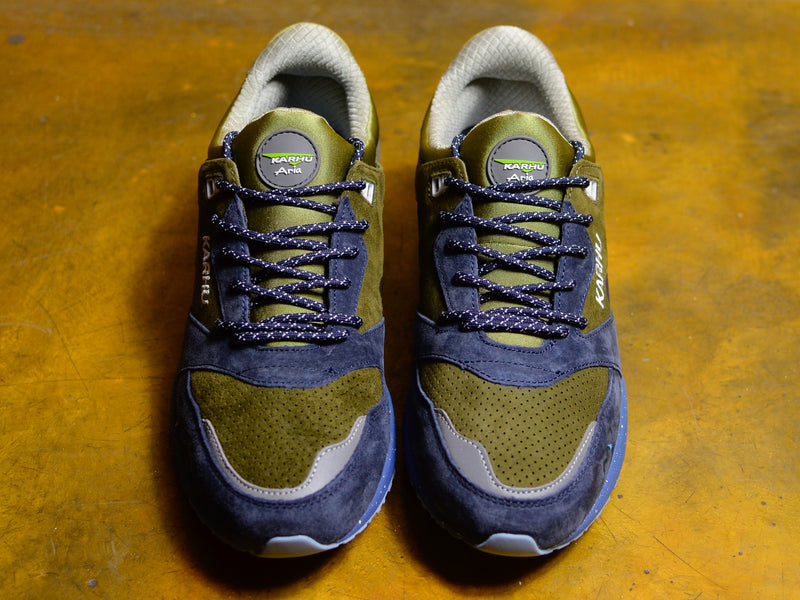 Aria 95 “Northern Lights” Pack - India Ink / Dark Olive