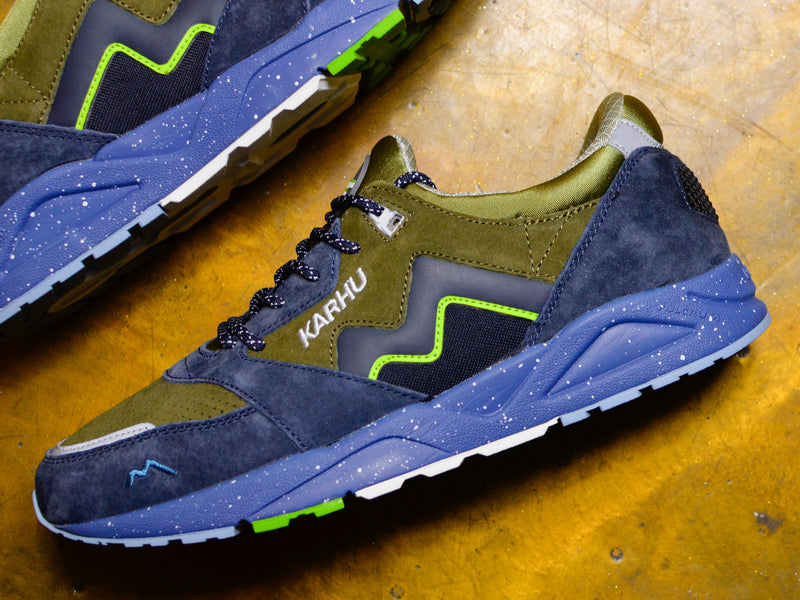 Aria 95 “Northern Lights” Pack - India Ink / Dark Olive